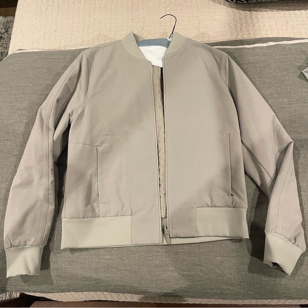 Lululemon Stylish Gray Reversible Bomber Jacket